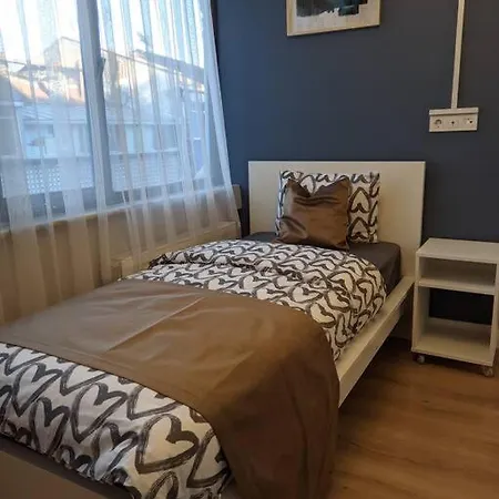 Modern In The Heart Of The - Fatih